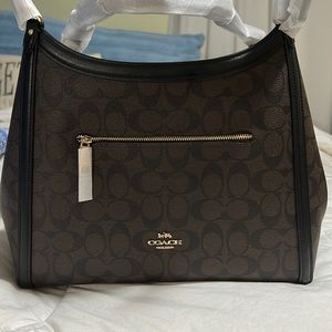 Kristy Shoulder Bag In Signature Canvas